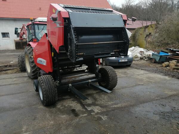 Lis na kulaté balíky s pevnou komorou Pöttinger rollprofi 3120