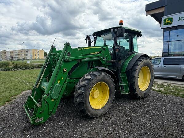 Použitý kolový traktor John Deere 6100MC s čelním nakladačem 623R