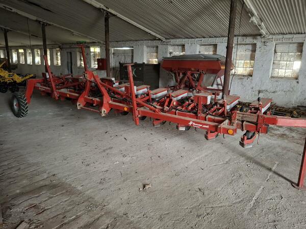 Přesný secí stroj Kverneland Monopill SE