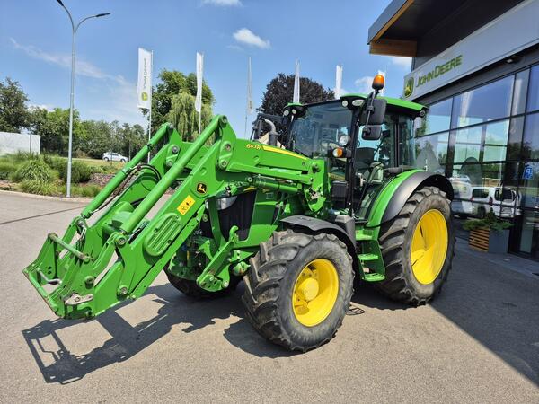 Použitý kolový traktor JOHN DEERE 5125R + čelní nakladač 603R