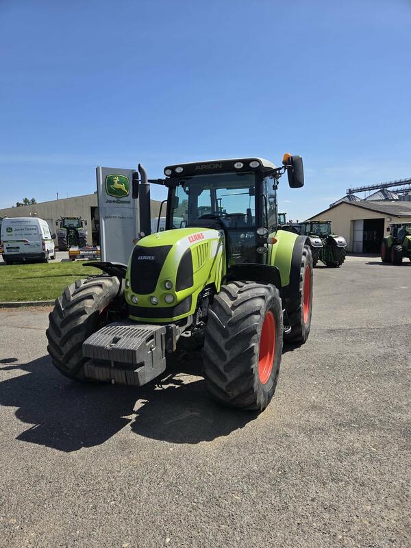 Použitý kolový traktor Claas ARION 640