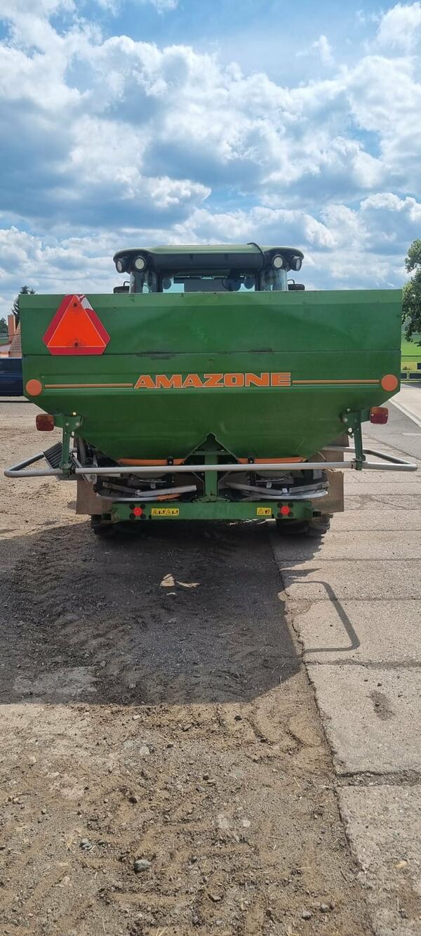 Použité rozmetadlo Amazone ZA-M 1500