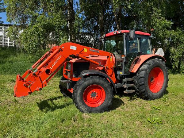 Použitý traktor Kubota M128X + Čelní nakladač LA2253