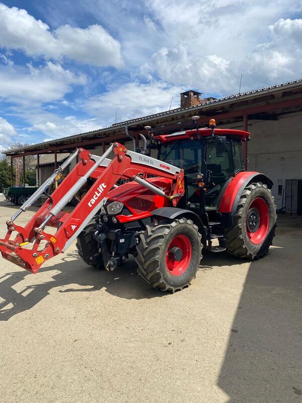 Zetor Forterra HSX 140 s čelním nakladačem TracLift