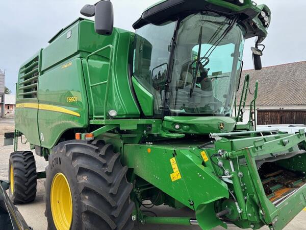 Sklízecí mlátička John Deere T660Hillmaster (2230475)
