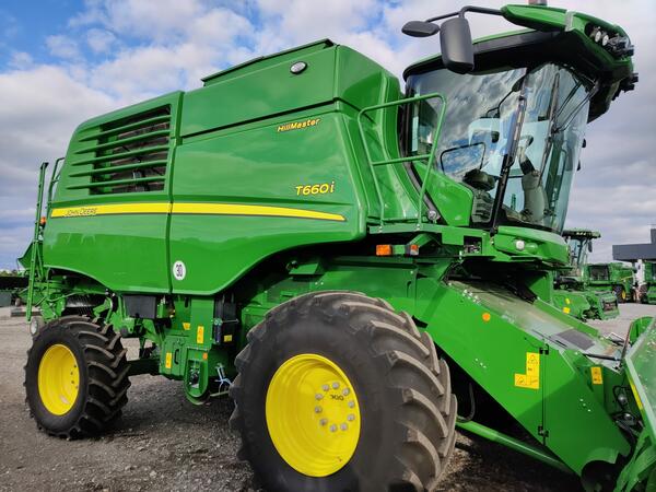 Sklízecí mlátička John Deere T660 Hillmaster + 730X  zak.2230473