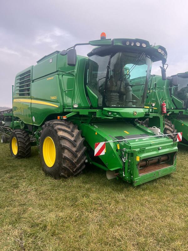 Sklízecí mlátička John Deere T660Hillmaster 4x4(2240064)