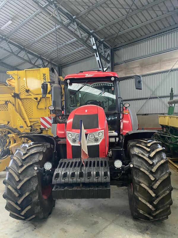 Použitý kolový traktor Zetor HD140