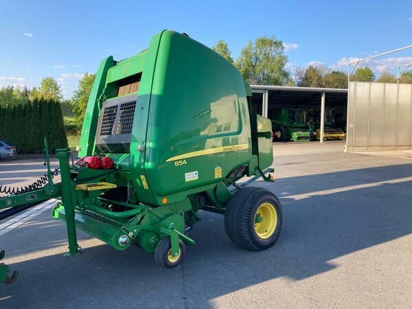 Lis na kulaté balíky John Deere 854