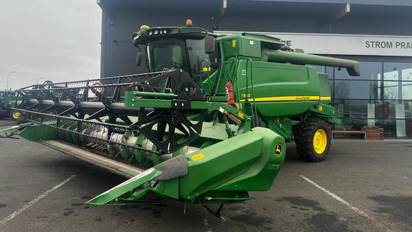 Sklízecí mlátička John Deere T660 (2150030)