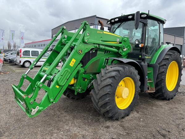Použitý traktor John Deere 6155R + čelní nakladač 643R