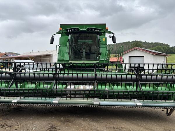 Použitý sklízecí mlátička John Deere T660i Hillmaster + PREMIUM FLOW