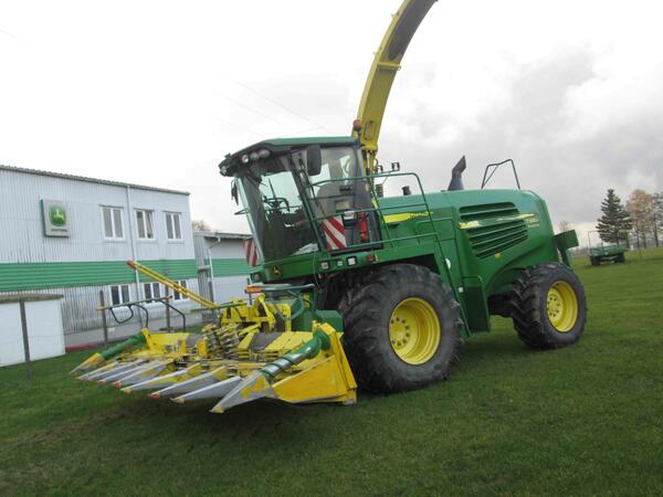 Samojízdná sklízecí řezačka Joh Deere 7280i ProDrive