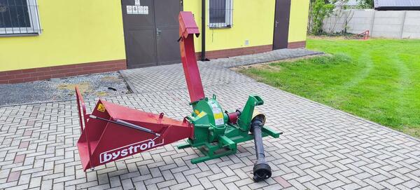 Štěpkovač Bystroň PIRANA