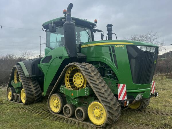 Pásový traktor John Deere 9620RX