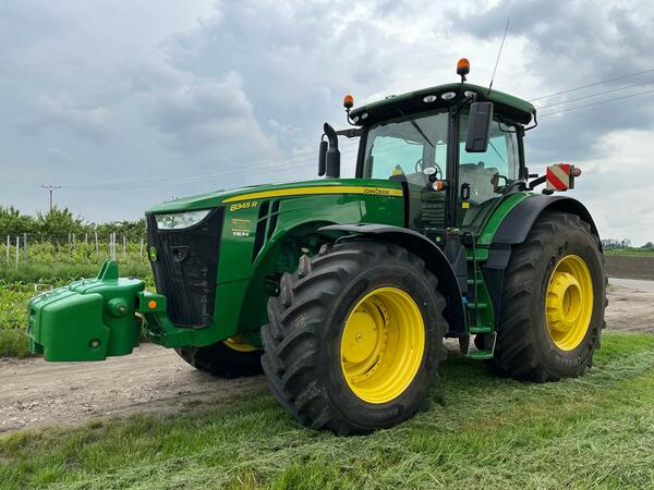 John Deere 8345R