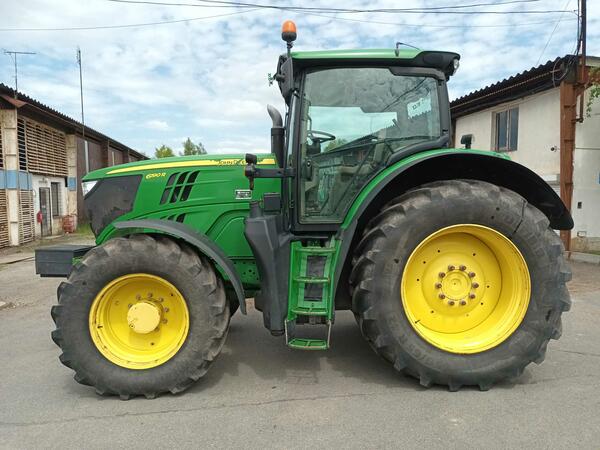 Kolový traktor John Deere 6190R DD, AutoTrac