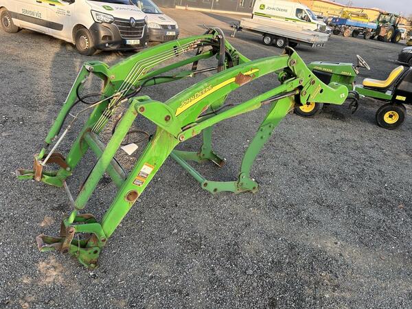 Pužitý čelní nakladač JOHN DEERE 400CX včetně lopaty