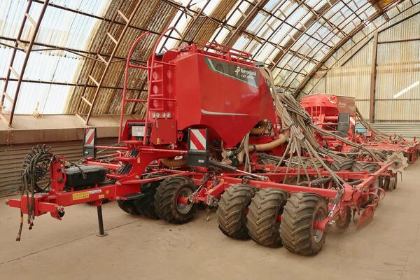 Secí stroj Kverneland U-Drill 6001 Plus