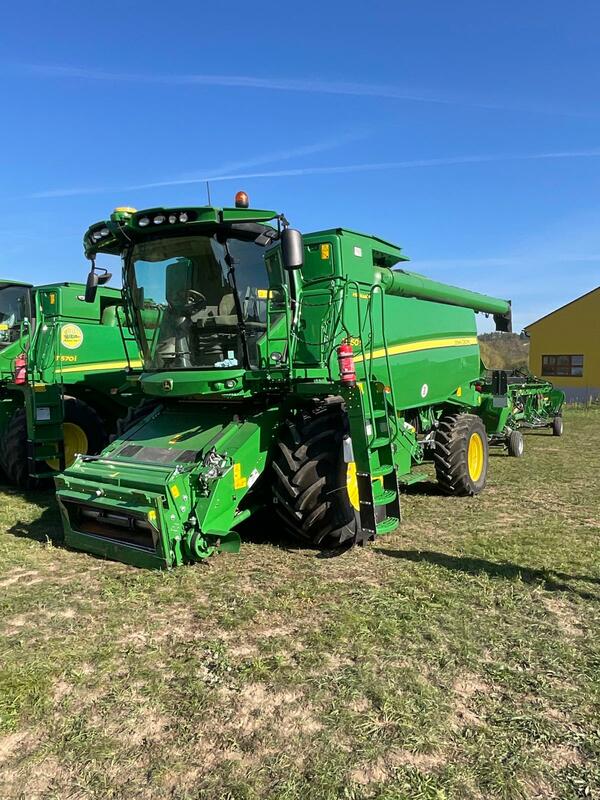 Sklízecí mlátička John Deere T660Hillmaster 4x4