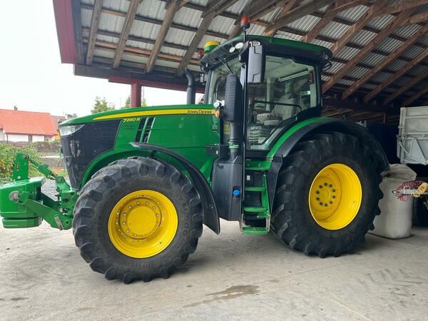 John Deere 7290R