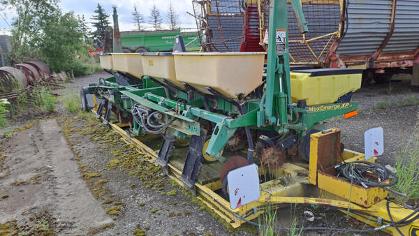 Secí stroj John Deere MaxEmerge XP 1750
