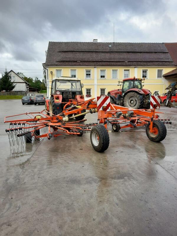 Shrnovač sena a píce KUHN GA 7501