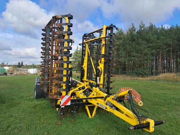 Předseťový kompaktor SWIFTER SO 8000 F