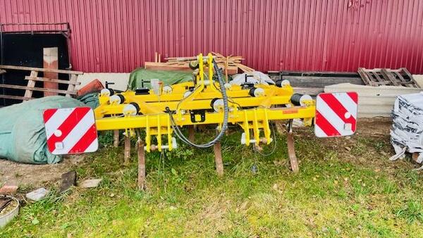 Použitý Bednar Fenix FN 3000 L