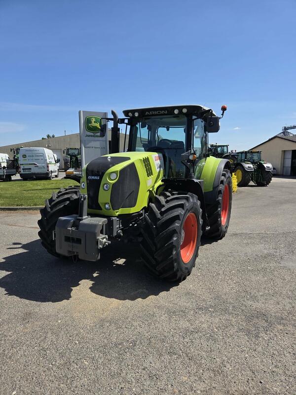 Použitý kolový traktor Claas ARION 640