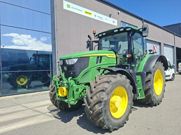 Použitý traktor John Deere 6R185