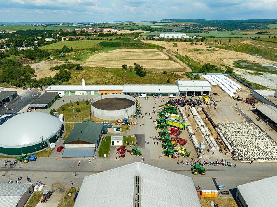 V sobotu byly stroje John Deere k vidění také na dni otevřených dveří společnosti BONAGRO, a.s.