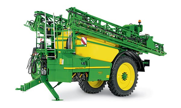 Tažený postřikovač John Deere řady 900