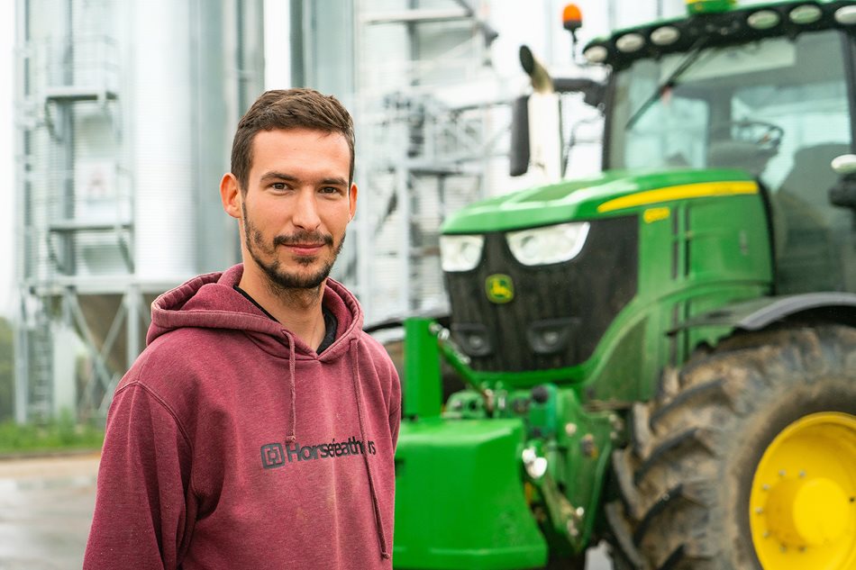 John-Deere-6250R-Stare-Sedlo_DSC9855.jpg