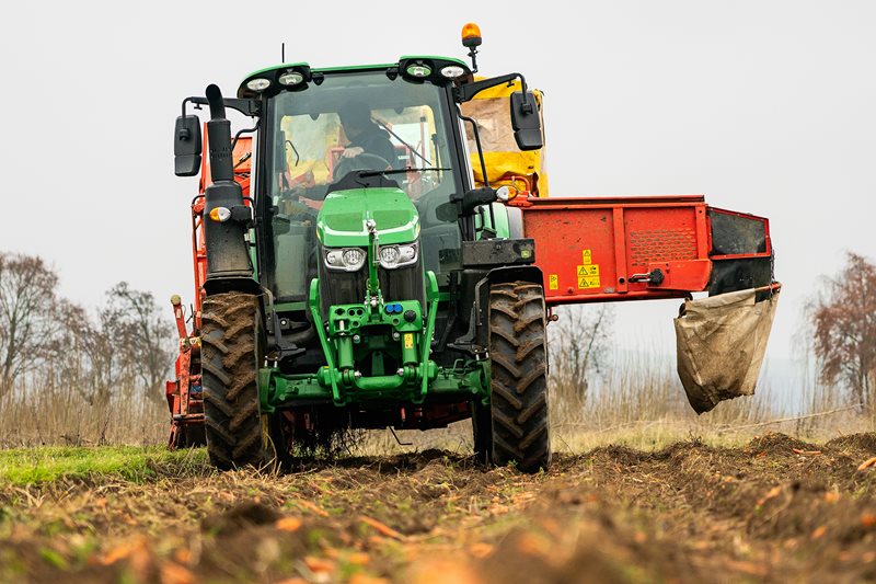 John-Deere-6120M-Rittich-Jan_DSC6539.jpg