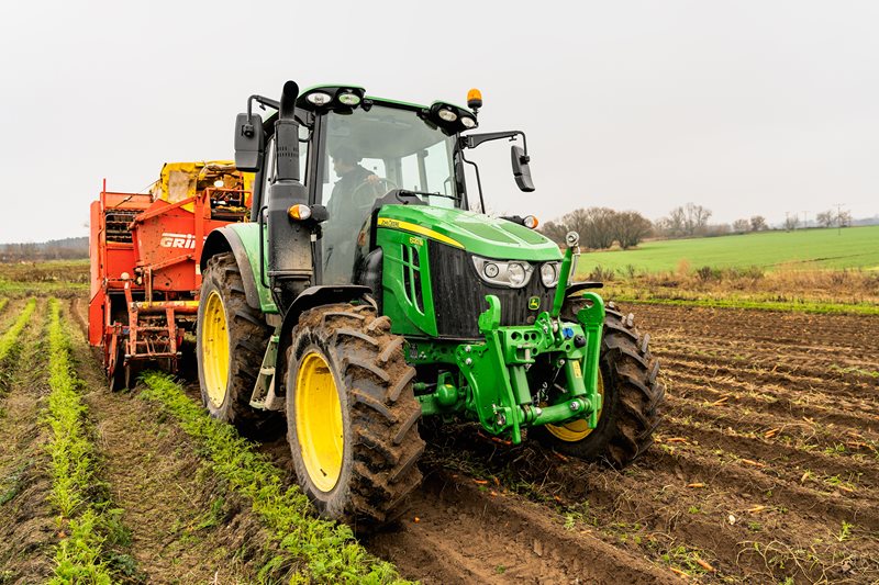 John-Deere-6120M-Rittich-Jan_DSC6567.jpg