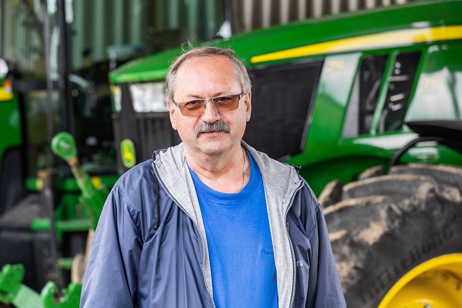 John-Deere-7R310-Dlouha-Loucka_97A5592.jpg John-Deere-7R310-Dlouha-Loucka_97A5592.jpg