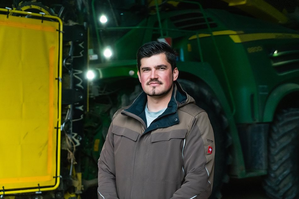 John-Deere-8800i-ZD-Vsestary-Stepanek-Filip_DSC7894.jpg