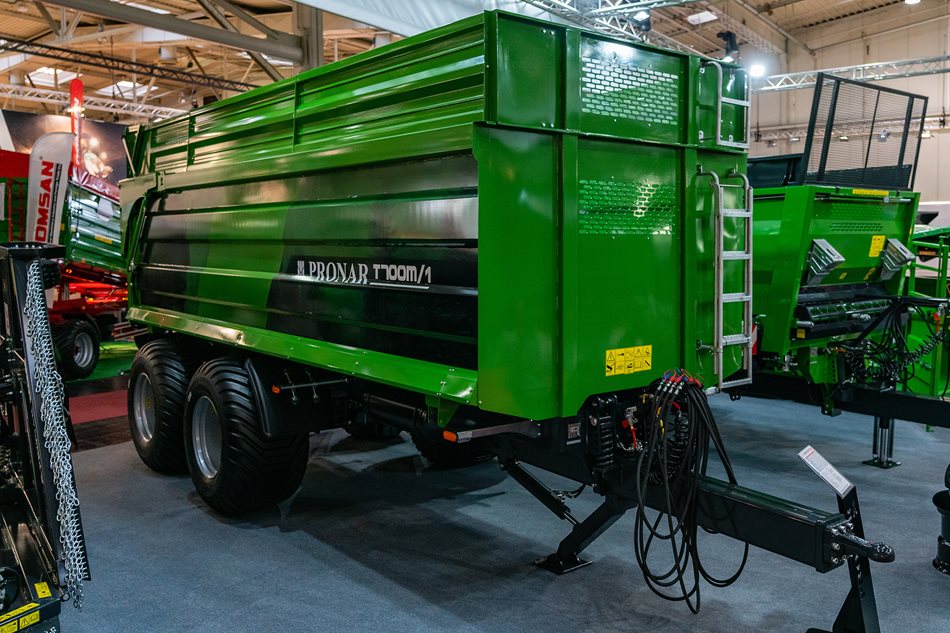 Pronar-T700M_DSC0415.jpg