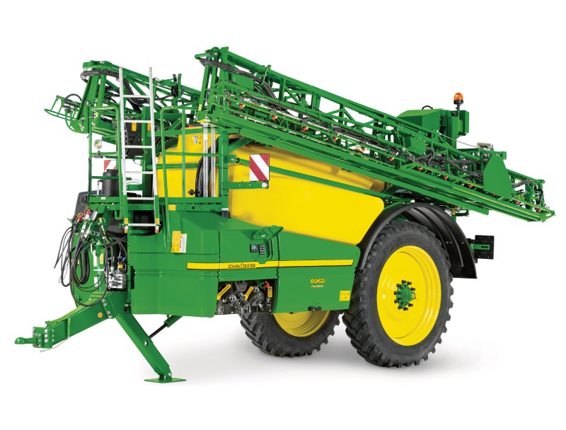 Tažené postřikovače John Deere R900i
