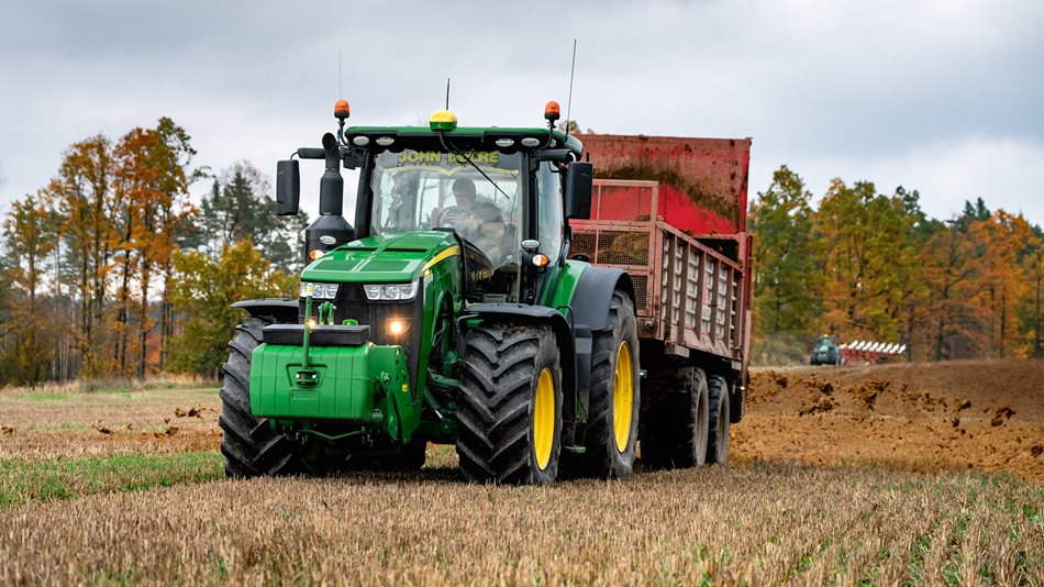 John-Deere-8320R-Agro-Zahori_DSC4747.jpg John-Deere-8320R-Agro-Zahori_DSC4747.jpg