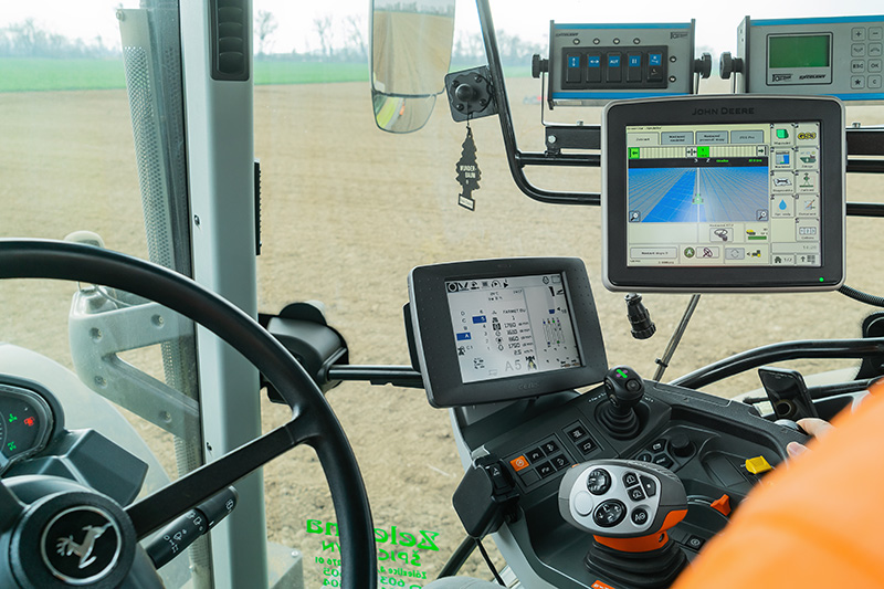 John-Deere-ATU_DSC1392-1.jpg John-Deere-ATU_DSC1392-1.jpg