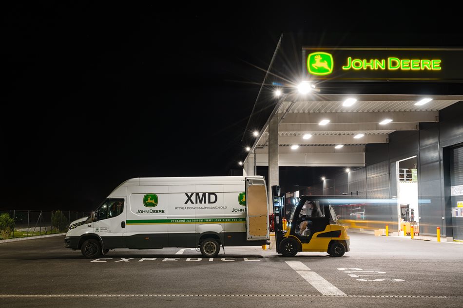 Doručení náhradních dílů do 24 hodin StromPraha-Ovcary_DSC2041.jpg
