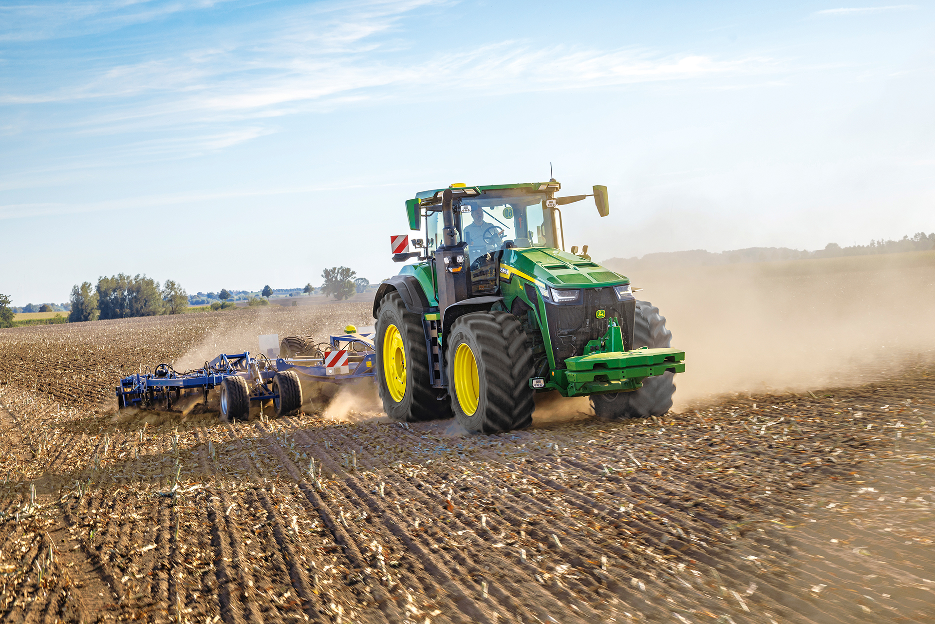 John Deere rozšiřuje řadu 8R a 8RX o nové modely s vysokým výkonem