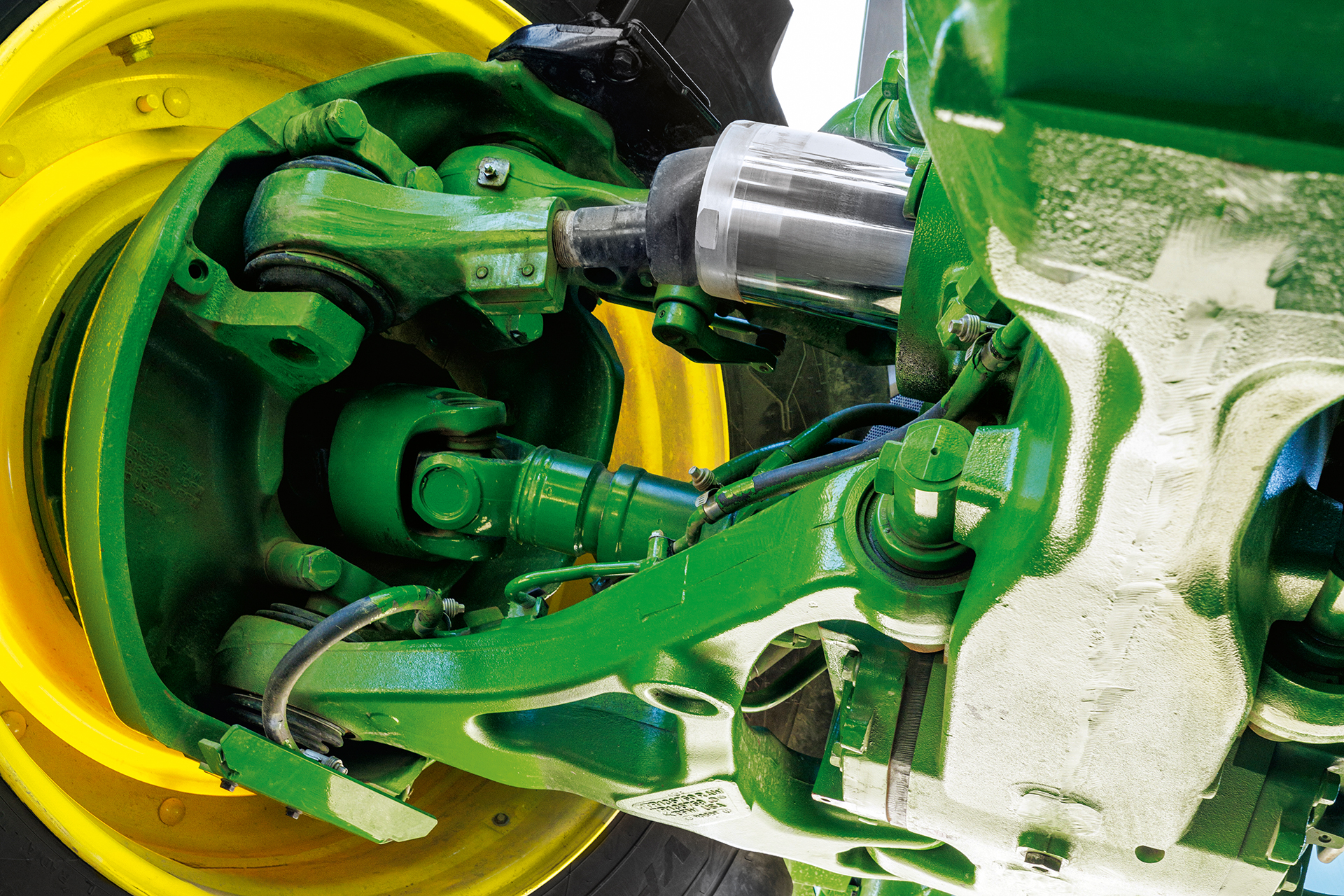 John Deere rozšiřuje řadu 8R a 8RX o nové modely s vysokým výkonem