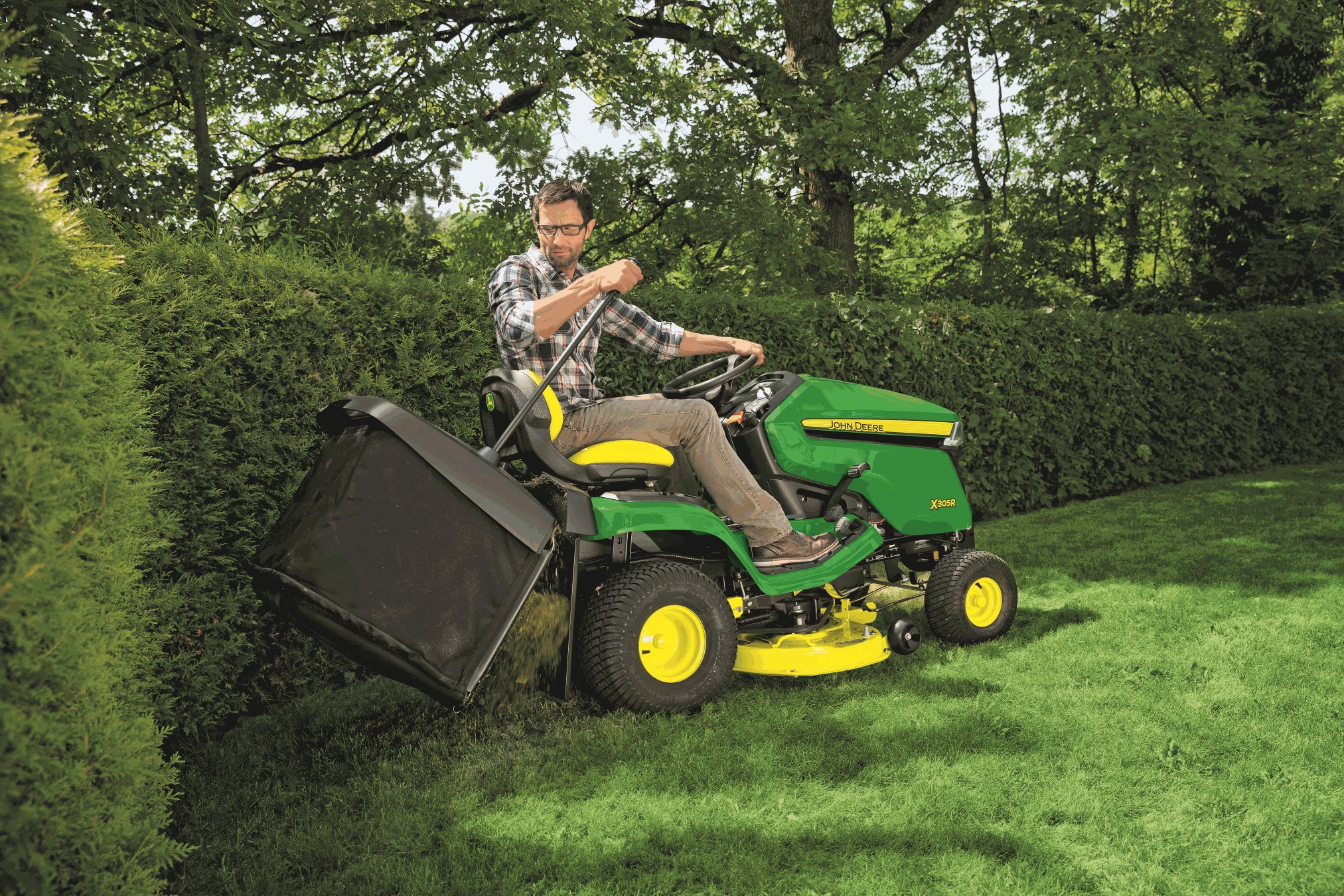 Zahradní traktor X350R s jednoduchým vysypáváním sběrného koše