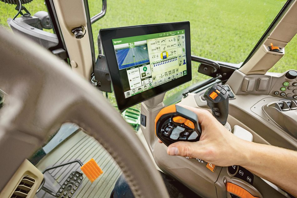 John Deere modernizuje řadu 6M pro modelový rok 2027