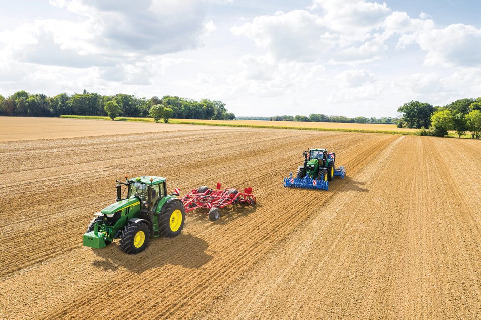 r2g095920_LSC.jpg John Deere modernizuje řadu 6M pro modelový rok 2027