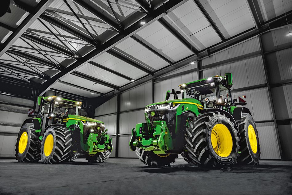 John-Deere-8R-280-410-k-MY2027-01