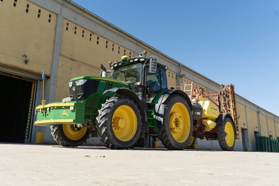Pan Martin Kysela, vedoucí střediska v ZEMOS AGRO SEDLČÁNKY